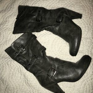 Women’s grey boots, 9.5